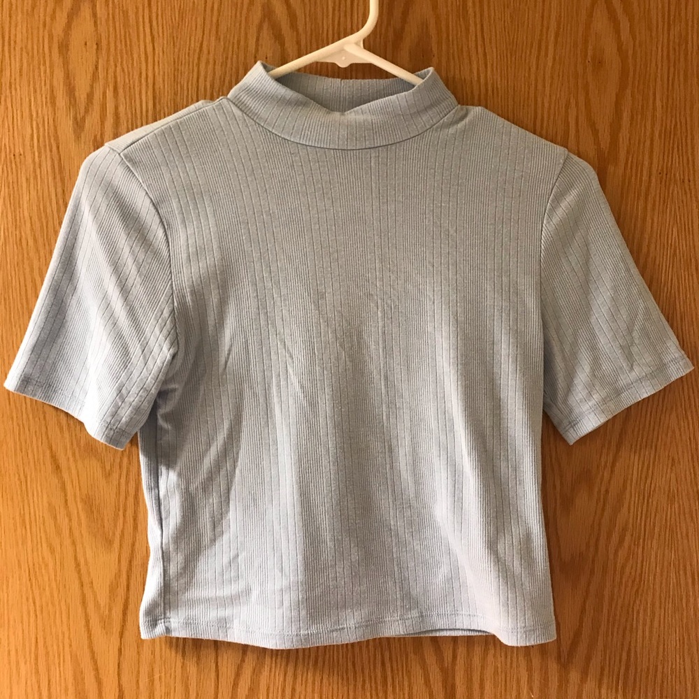 Cropped short sleeve
